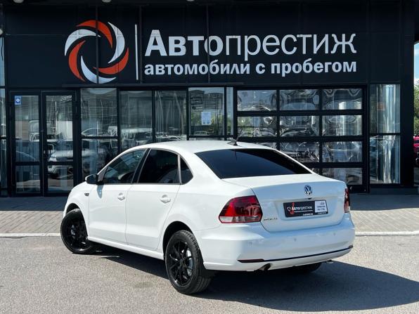 Volkswagen Polo V Рестайлинг с пробегом 2019 года, цена 1 099 000 рублей, 118810 км, седан, Автокод Объявления