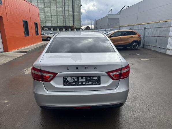 Lada (ВАЗ) Vesta I с пробегом 2018 года, цена 739 999 рублей, 171000 км, седан, Автокод Объявления