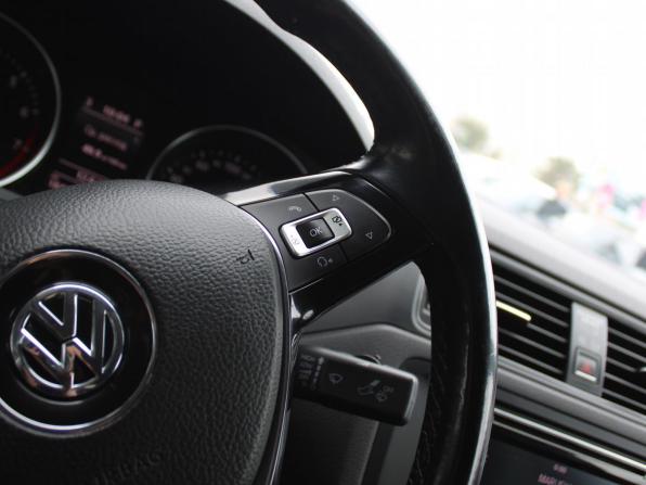 Volkswagen Jetta VI Рестайлинг с пробегом 2016 года, цена 1 179 000 рублей, 184014 км, седан, Автокод Объявления