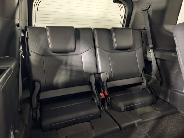 Toyota Land Cruiser Prado 250 Series с пробегом 2024 года, цена 10 990 000 рублей, 21 км, внедорожник, Автокод Объявления