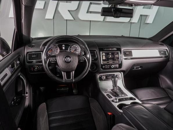 Volkswagen Touareg II с пробегом 2012 года, цена 2 599 000 рублей, 197808 км, внедорожник, Автокод Объявления