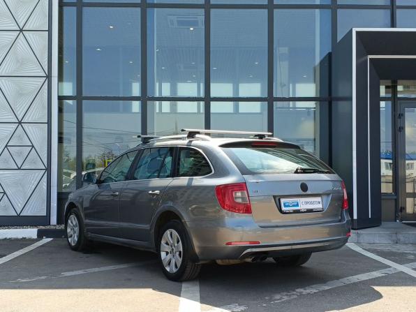 Skoda Superb II с пробегом 2012 года, цена 1 029 000 рублей, 251894 км, универсал, Автокод Объявления
