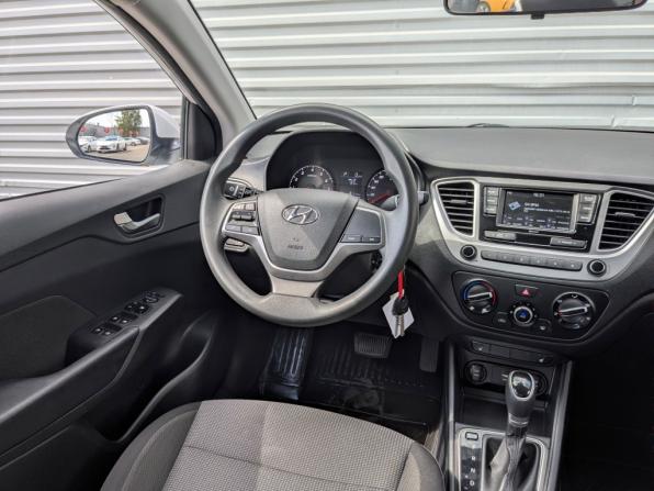 Hyundai Solaris II Рестайлинг с пробегом 2022 года, цена 1 565 000 рублей, 106067 км, седан, Автокод Объявления