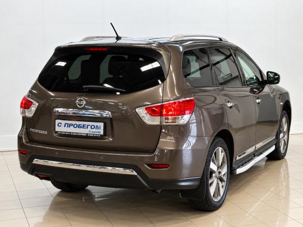 Nissan Pathfinder IV с пробегом 2015 года, цена 1 990 000 рублей, 136963 км, внедорожник, Автокод Объявления