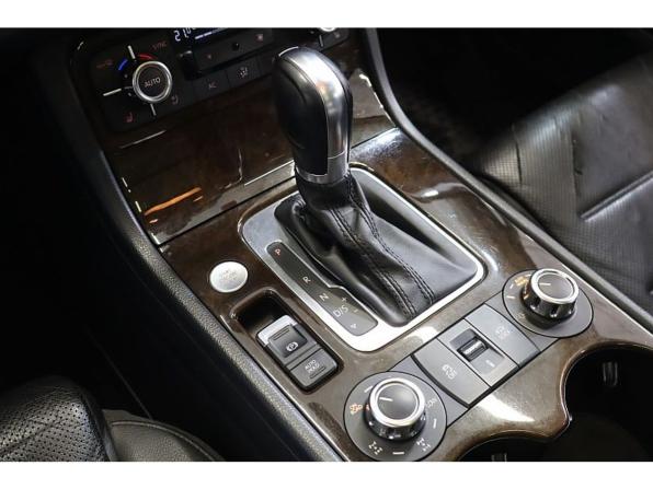 Volkswagen Touareg II с пробегом 2013 года, цена 2 049 000 рублей, 229914 км, внедорожник, Автокод Объявления