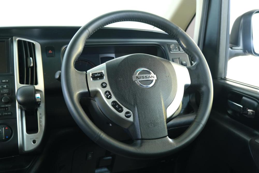 Nissan Serena III (C25) Омск  - изображение 11