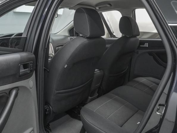 Ford Focus II Рестайлинг с пробегом 2010 года, цена 660 000 рублей, 253637 км, хэтчбек, Автокод Объявления