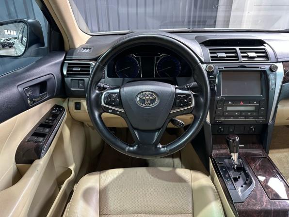 Toyota Camry VII (XV50) Рестайлинг с пробегом 2015 года, цена 1 949 900 рублей, 128000 км, седан, Автокод Объявления