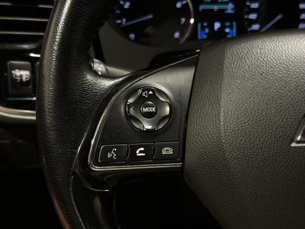 Mitsubishi Outlander III Рестайлинг 3 с пробегом 2021 года, цена 2 270 000 рублей, 137629 км, внедорожник, Автокод Объявления