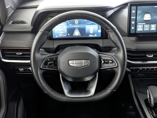 Geely Okavango I Рестайлинг с пробегом 2024 года, цена 2 760 000 рублей, 33793 км, внедорожник, Автокод Объявления