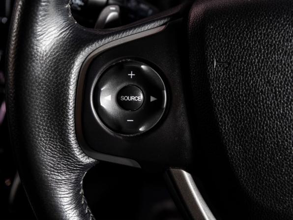 Honda Stepwgn V с пробегом 2016 года, цена 1 890 000 рублей, 131375 км, минивэн, Автокод Объявления