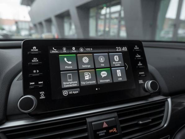 Honda Accord X с пробегом 2018 года, цена 1 875 000 рублей, 118835 км, седан, Автокод Объявления