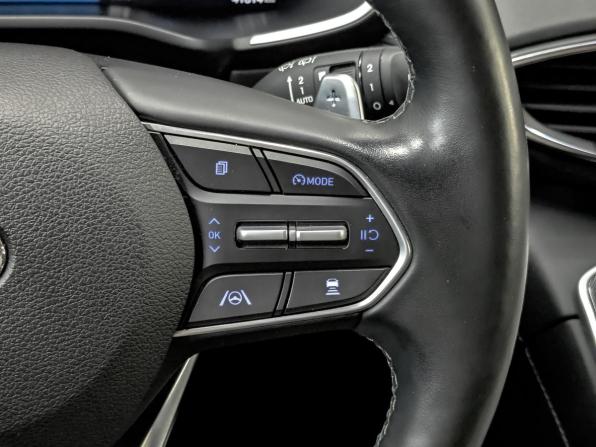 Hyundai Santa Fe IV Рестайлинг с пробегом 2022 года, цена 4 089 000 рублей, 41762 км, внедорожник, Автокод Объявления