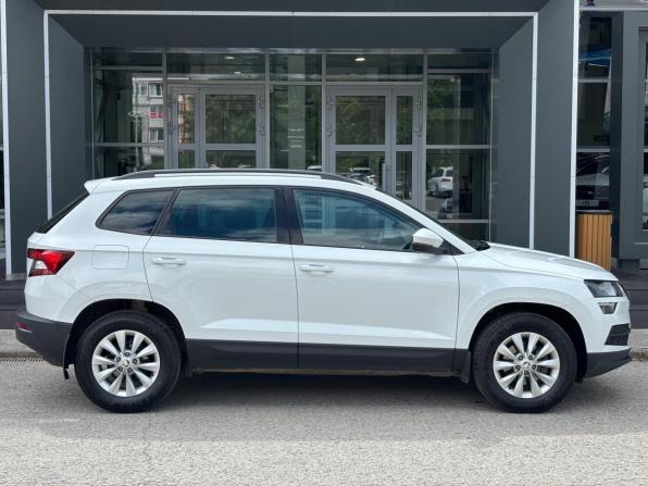 Skoda Karoq I с пробегом 2020 года, цена 2 090 000 рублей, 136181 км, внедорожник, Автокод Объявления