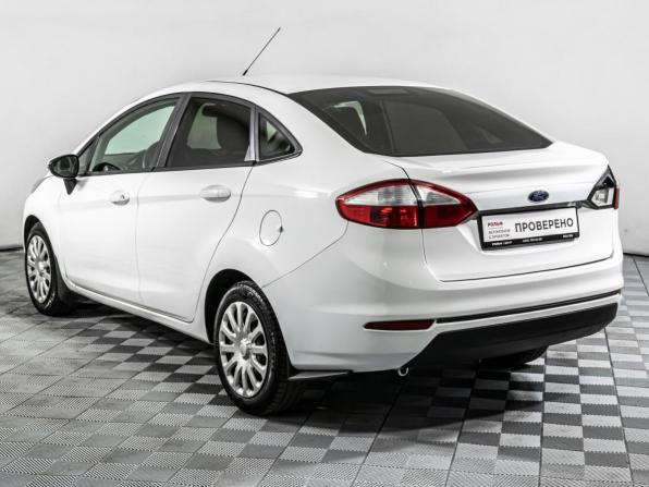 Ford Fiesta Mk6 Рестайлинг с пробегом 2015 года, цена 420 000 рублей, 228550 км, седан, Автокод Объявления