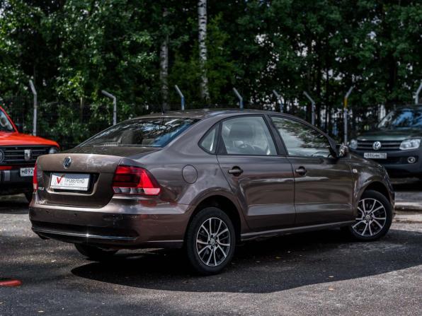 Volkswagen Polo V Рестайлинг с пробегом 2016 года, цена 790 000 рублей, 123663 км, седан, Автокод Объявления