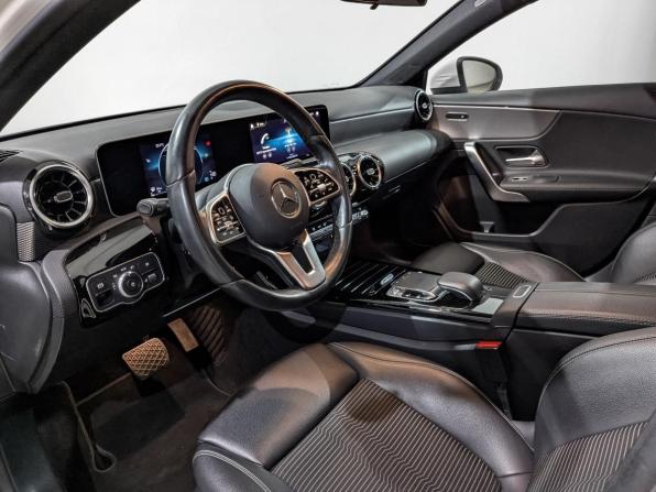 Mercedes-Benz A-Класс IV (W177) с пробегом 2020 года, цена 2 595 000 рублей, 49500 км, седан, Автокод Объявления