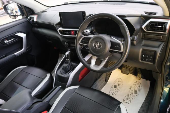 Toyota Raize I с пробегом 2019 года, цена 1 559 000 рублей, 90030 км, внедорожник, Автокод Объявления