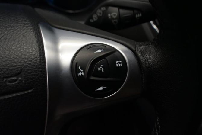 Ford Kuga II с пробегом 2016 года, цена 1 268 000 рублей, 125000 км, внедорожник, Автокод Объявления
