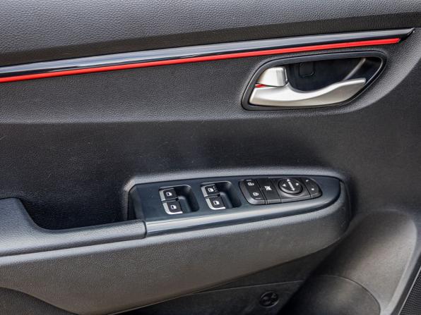Kia Rio IV с пробегом 2020 года, цена 1 554 791 рубль, 70000 км, седан, Автокод Объявления