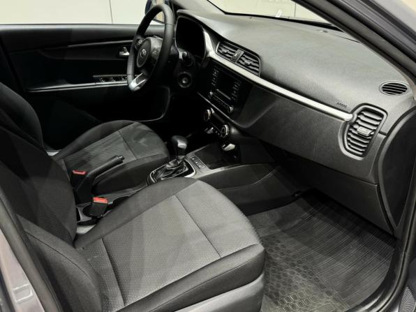 Kia Rio IV Рестайлинг с пробегом 2020 года, цена 1 439 000 рублей, 132888 км, седан, Автокод Объявления