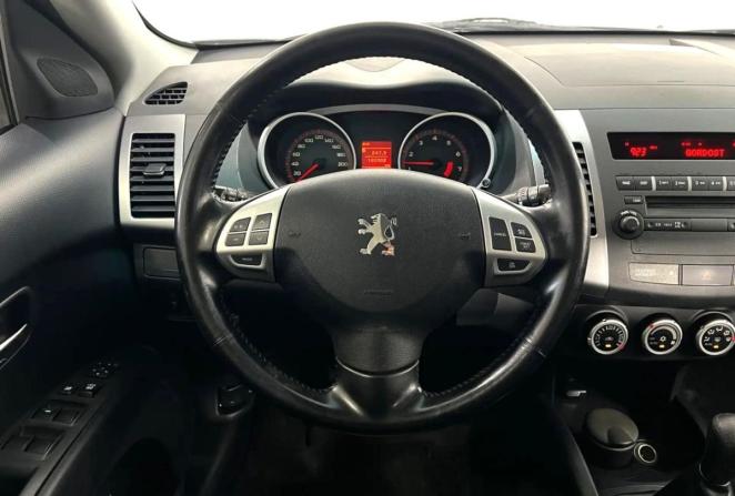 Peugeot 4007 с пробегом 2008 года, цена 1 000 000 рублей, 180902 км, внедорожник, Автокод Объявления