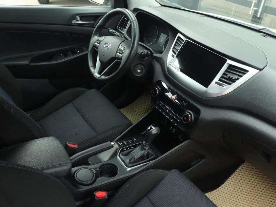 Hyundai Tucson III Казань  - изображение 6