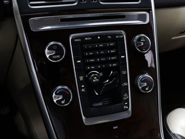 Volvo XC60 I с пробегом 2011 года, цена 1 449 000 рублей, 192762 км, внедорожник, Автокод Объявления