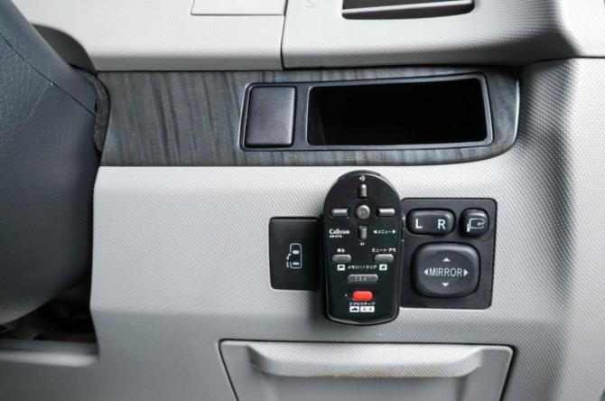 Toyota Estima III с пробегом 2008 года, цена 1 469 000 рублей, 225000 км, минивэн, Автокод Объявления