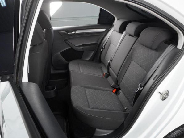 Volkswagen Polo VI с пробегом 2021 года, цена 1 880 000 рублей, 78940 км, лифтбек, Автокод Объявления