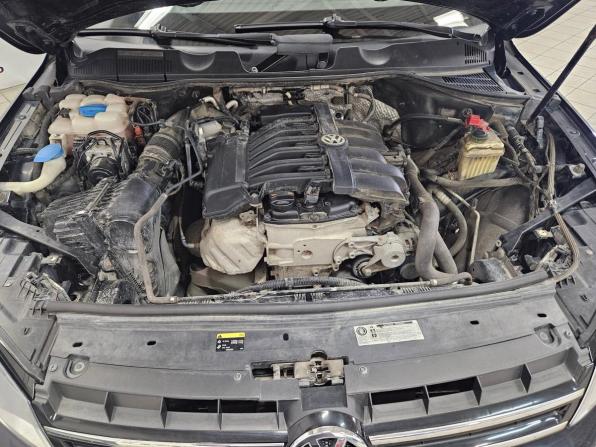 Volkswagen Touareg II с пробегом 2013 года, цена 1 999 000 рублей, 185134 км, внедорожник, Автокод Объявления