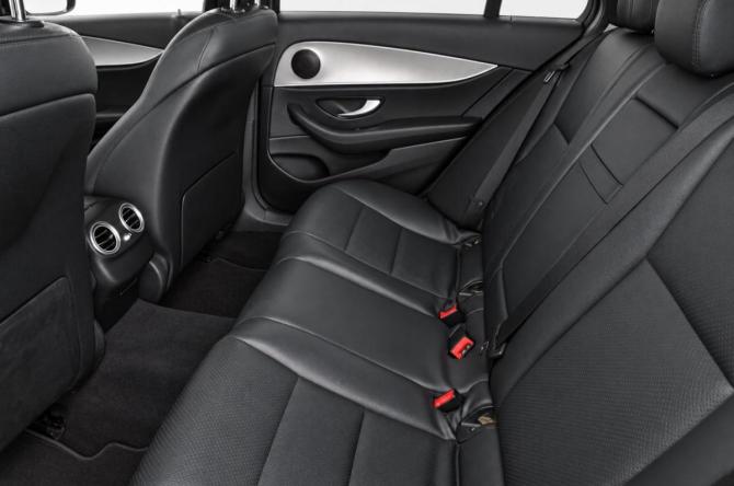 Mercedes-Benz E-Класс V (W213 S213 C238) с пробегом 2018 года, цена 2 749 000 рублей, 160000 км, седан, Автокод Объявления