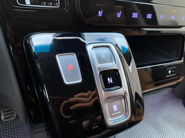 Hyundai Staria I с пробегом 2021 года, цена 4 949 000 рублей, 65706 км, минивэн, Автокод Объявления