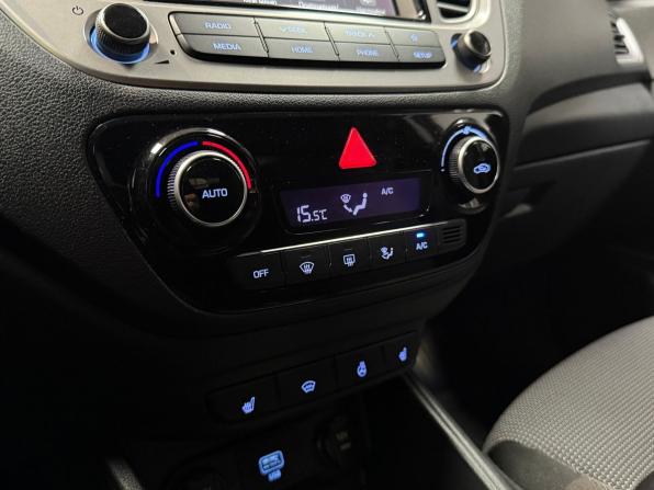 Hyundai Solaris II с пробегом 2019 года, цена 1 275 000 рублей, 112606 км, седан, Автокод Объявления