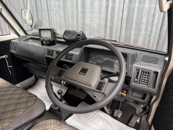Mazda Bongo III с пробегом 1995 года, цена 650 000 рублей, 230945 км, фургон, Автокод Объявления