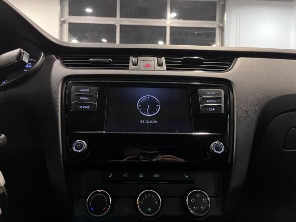 Skoda Octavia III (A7) Рестайлинг с пробегом 2019 года, цена 1 800 000 рублей, 114117 км, лифтбек, Автокод Объявления