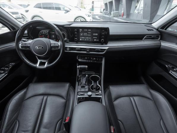 Kia K5 III с пробегом 2021 года, цена 2 680 000 рублей, 70300 км, седан, Автокод Объявления