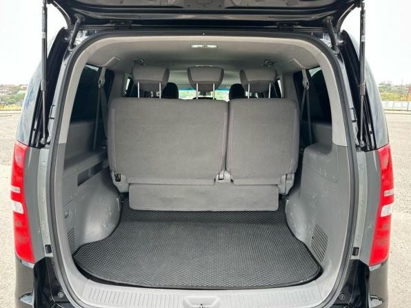 Hyundai H-1 II Рестайлинг с пробегом 2016 года, цена 1 780 000 рублей, 382060 км, минивэн, Автокод Объявления