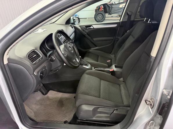Volkswagen Golf VI с пробегом 2012 года, цена 997 000 рублей, 184000 км, хэтчбек, Автокод Объявления