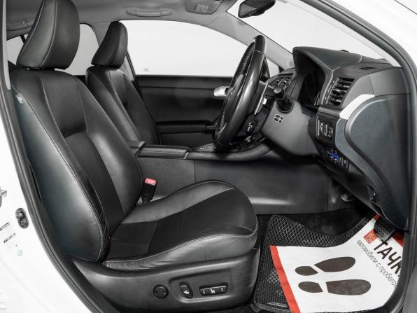 Lexus CT I с пробегом 2011 года, цена 1 349 500 рублей, 193001 км, хэтчбек, Автокод Объявления
