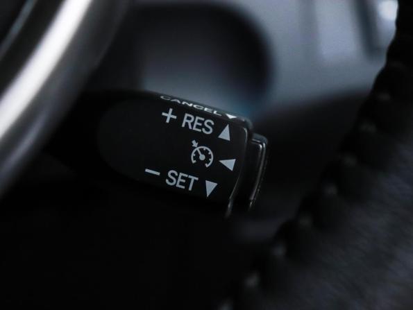 Toyota Ractis II с пробегом 2016 года, цена 999 000 рублей, 229629 км, хэтчбек, Автокод Объявления