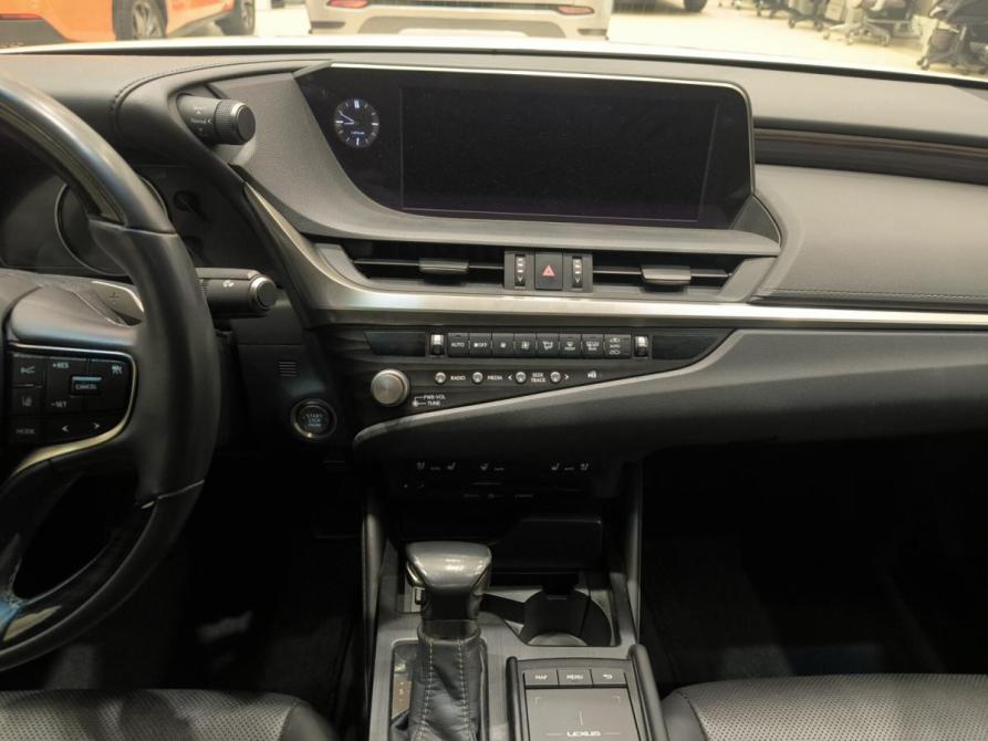 Lexus ES VII Казань  - изображение 18