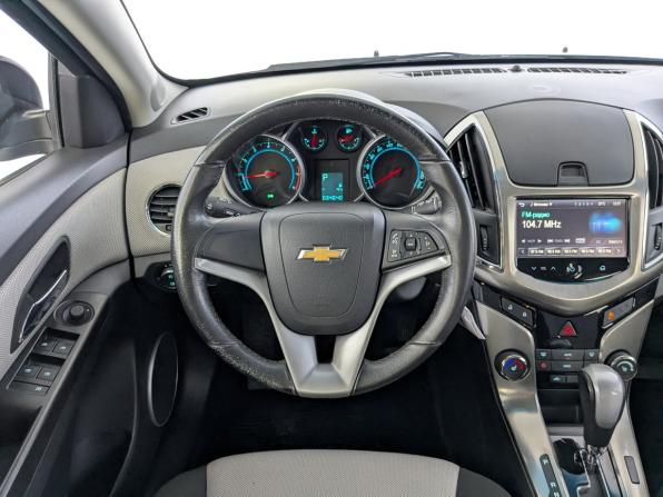 Chevrolet Cruze I Рестайлинг с пробегом 2015 года, цена 1 490 000 рублей, 34638 км, хэтчбек, Автокод Объявления