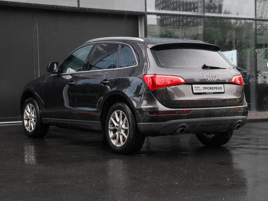 Audi Q5 I (8R) Москва  - изображение 7