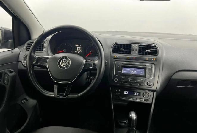 Volkswagen Polo V Рестайлинг с пробегом 2015 года, цена 1 230 000 рублей, 85407 км, седан, Автокод Объявления
