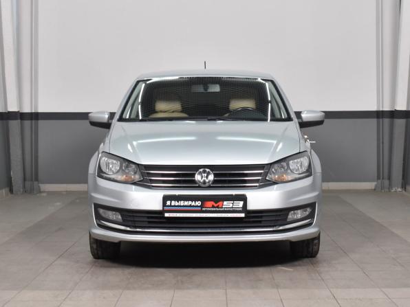 Volkswagen Polo V Рестайлинг с пробегом 2016 года, цена 1 049 995 рублей, 149983 км, седан, Автокод Объявления