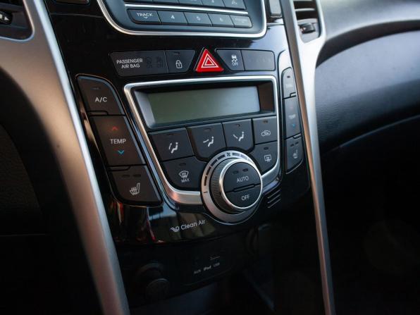 Hyundai i30 II с пробегом 2014 года, цена 985 000 рублей, 187216 км, хэтчбек, Автокод Объявления