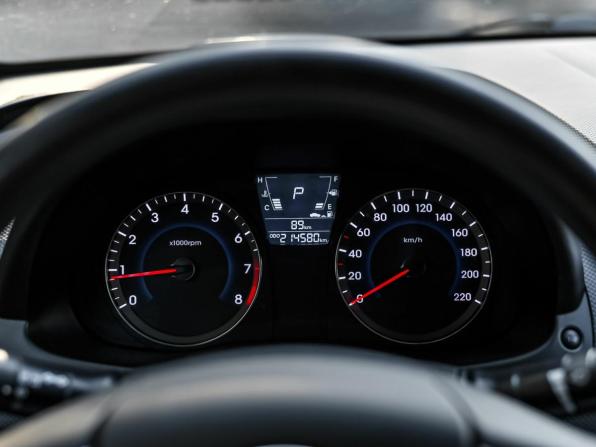 Hyundai Solaris I с пробегом 2013 года, цена 690 000 рублей, 214578 км, седан, Автокод Объявления