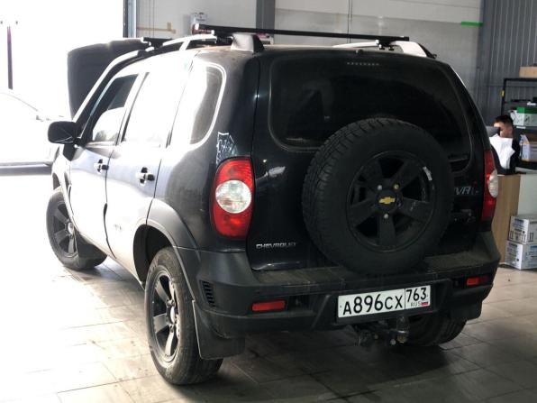 Chevrolet Niva I Рестайлинг с пробегом 2018 года, цена 642 000 рублей, 185600 км, внедорожник, Автокод Объявления