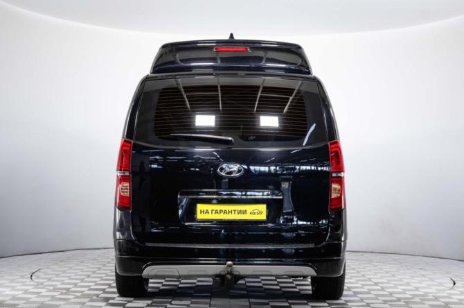 Hyundai Grand Starex I Рестайлинг 2 с пробегом 2019 года, цена 4 299 000 рублей, 137258 км, минивэн, Автокод Объявления